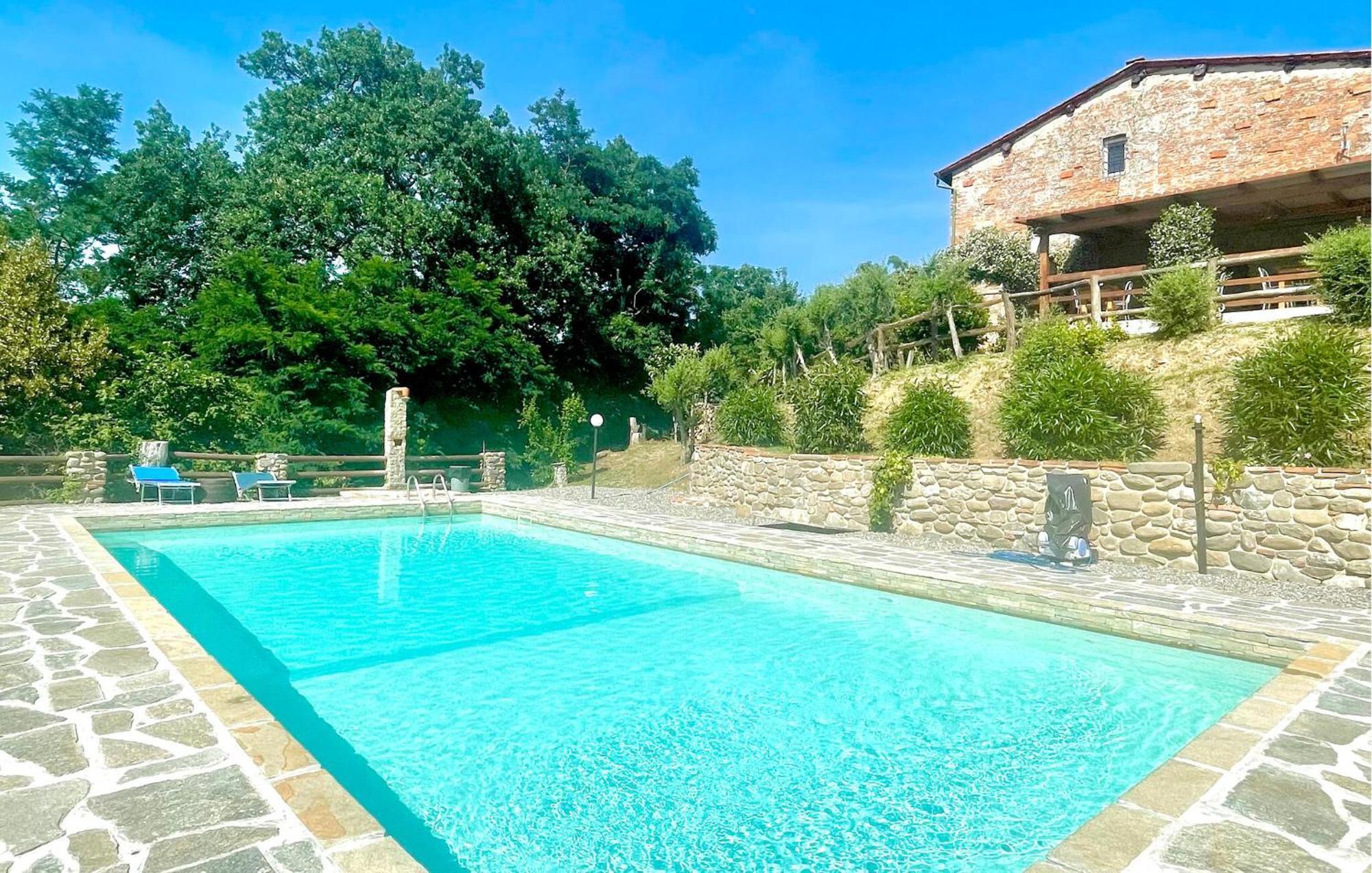 Alloro 1 Montecarlo Kültér fotó